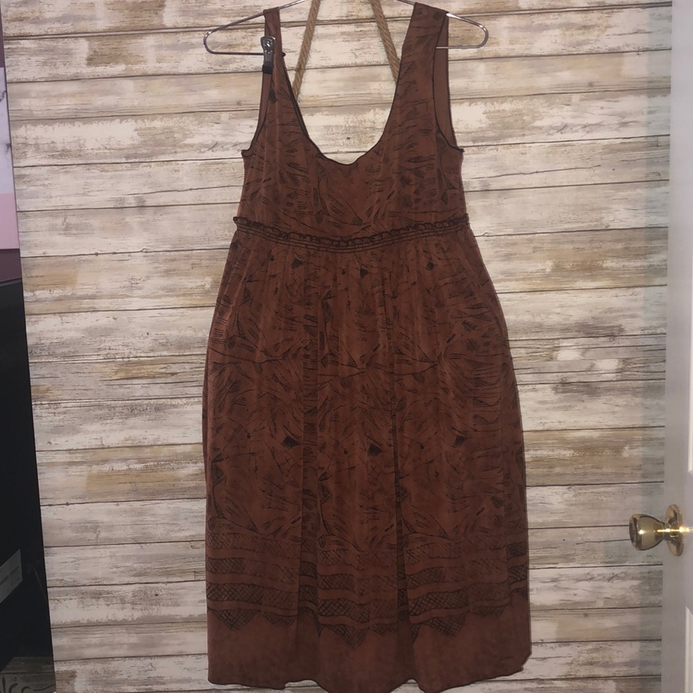 Dress with details